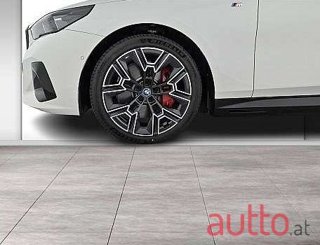 2023' BMW I5 photo #3