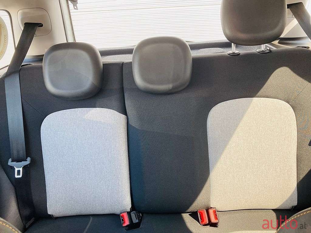 2022' Fiat Panda photo #4