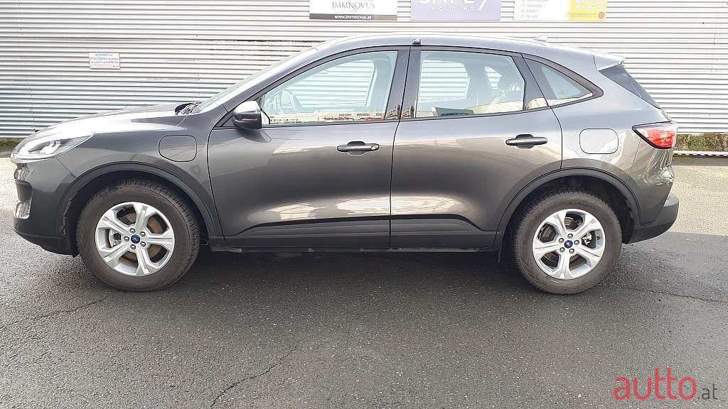 2022' Ford Kuga photo #1