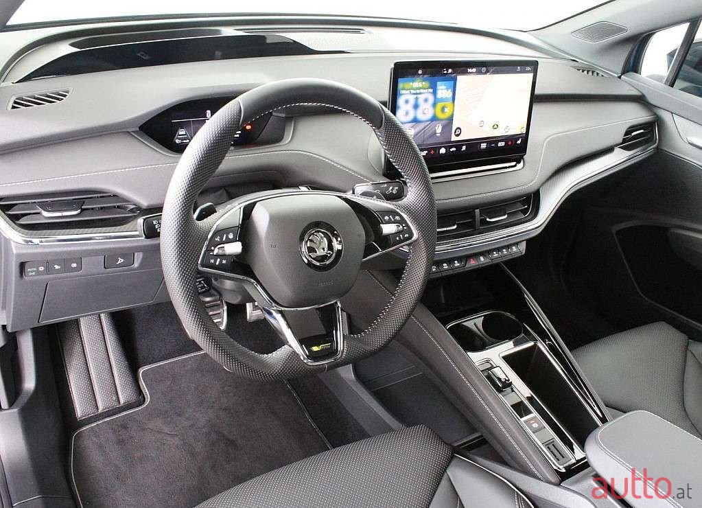 2022' Skoda Enyaq photo #4