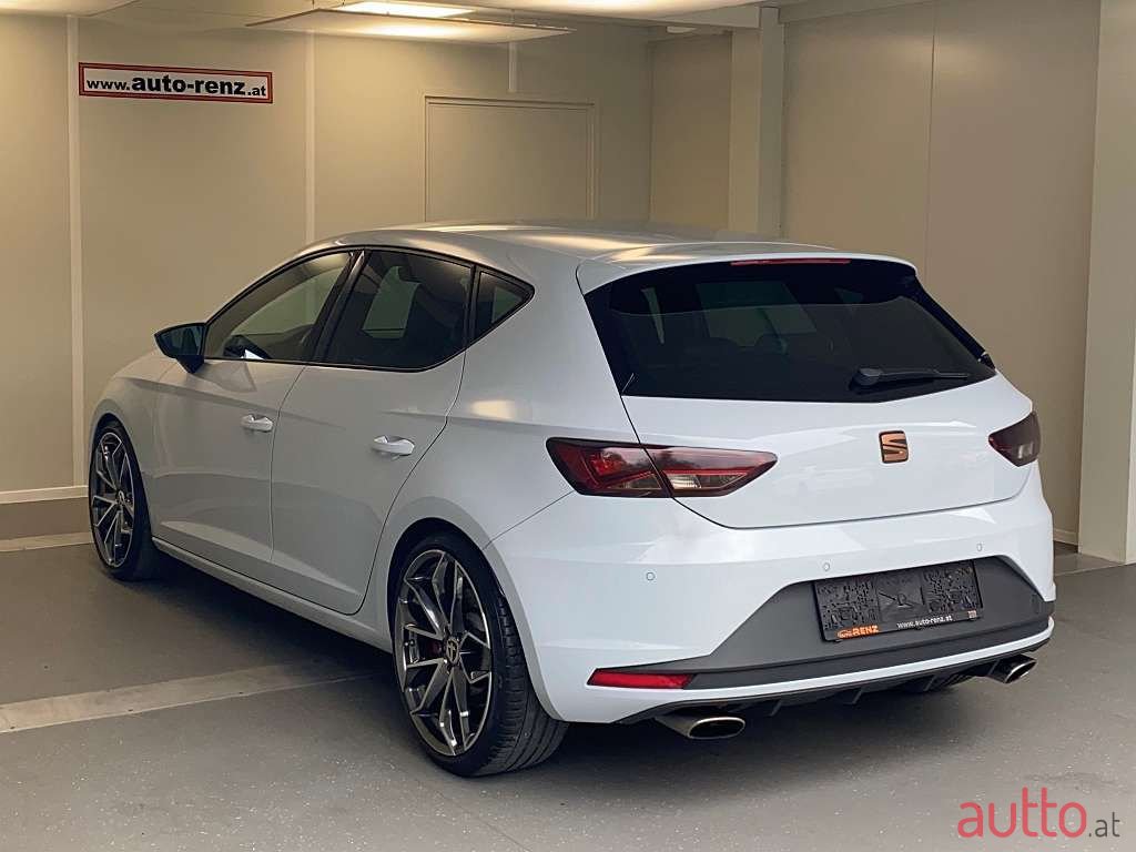 2016' SEAT Leon photo #4