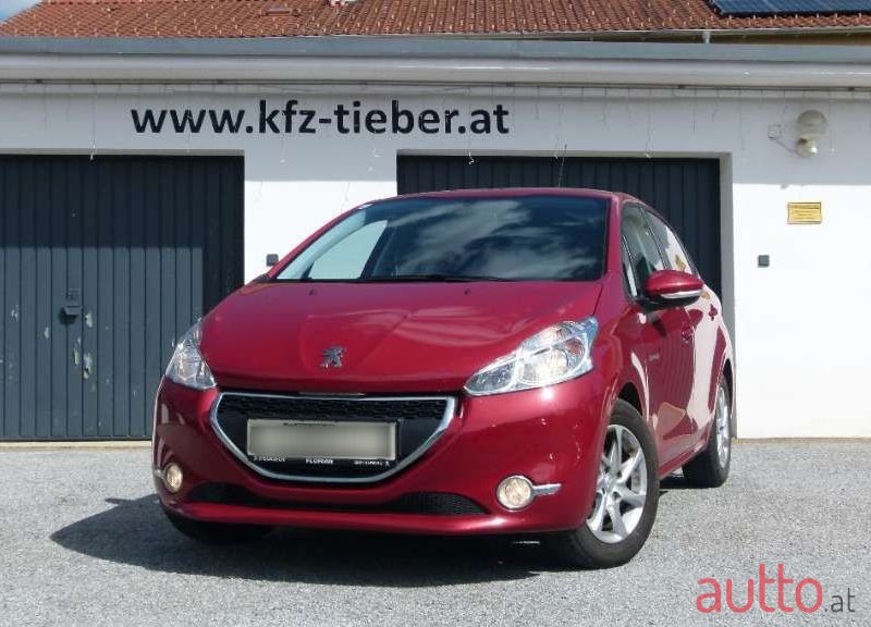 2014' Peugeot 208 photo #3