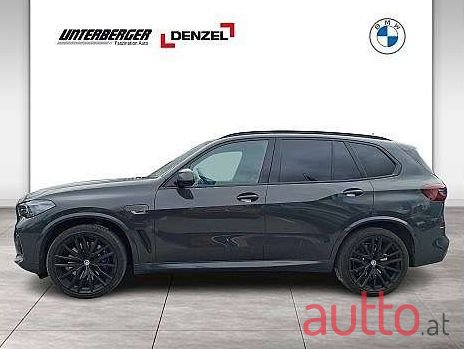 2022' BMW X5 photo #3