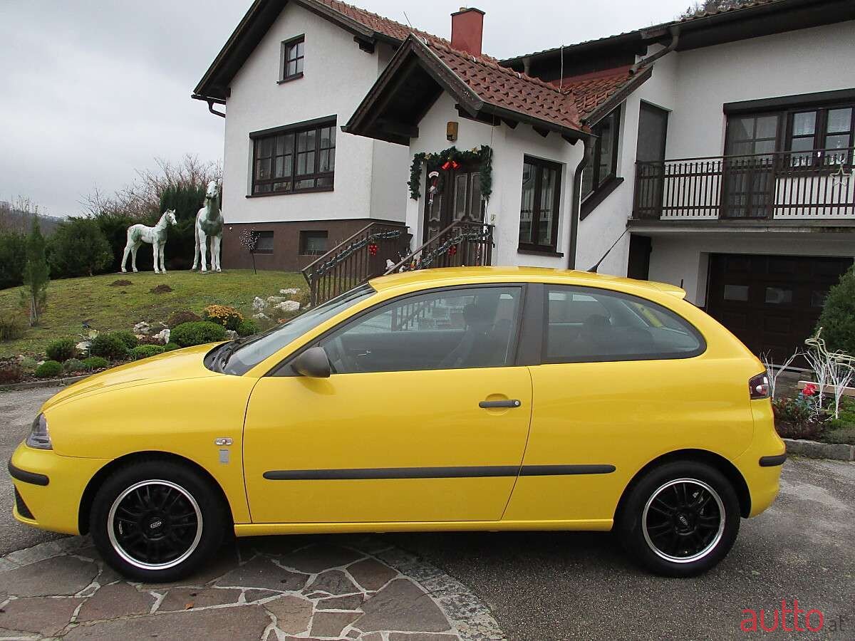 2008' SEAT Ibiza photo #5