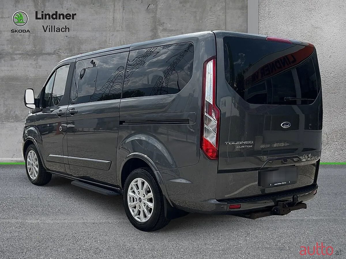 2021' Ford Tourneo photo #3