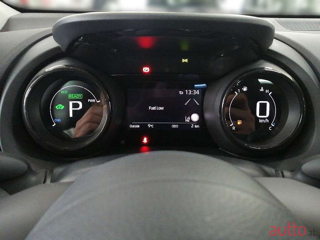 2023' Mazda Mazda2 photo #5