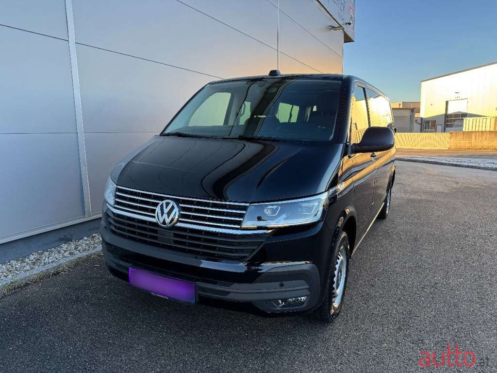 2021' Volkswagen Caravelle photo #1