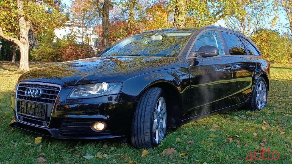 2010' Audi A4 photo #1