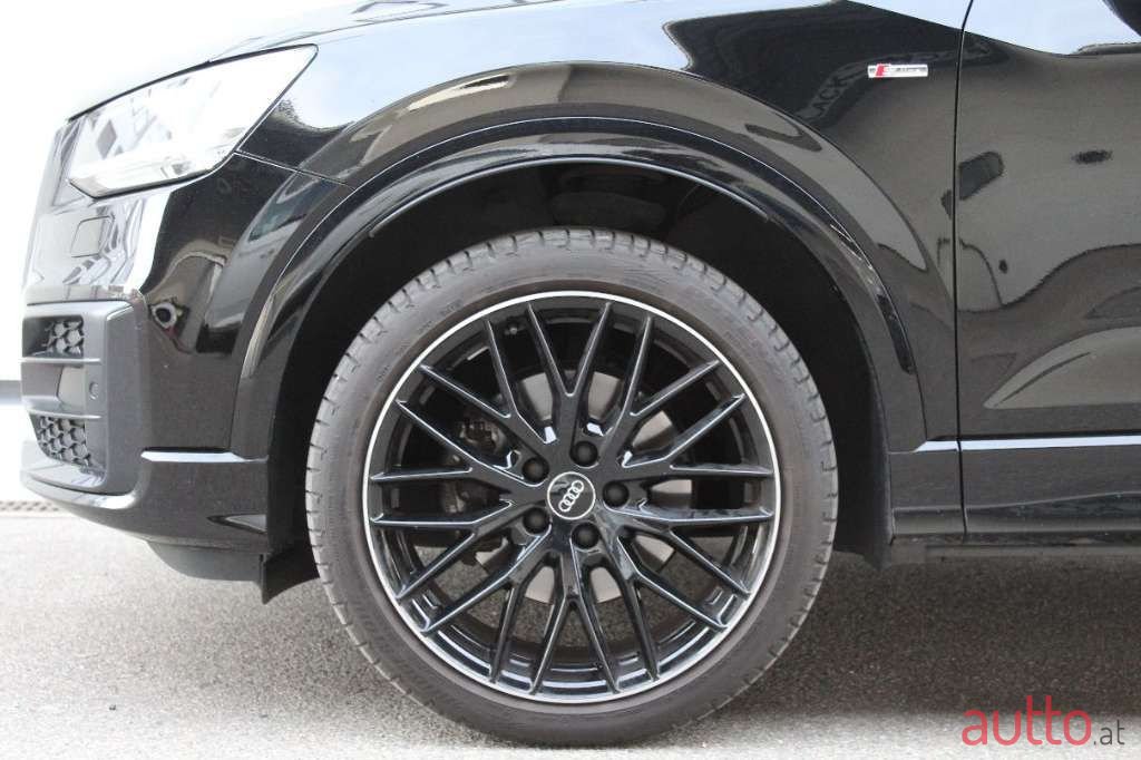 2020' Audi Q2 photo #2