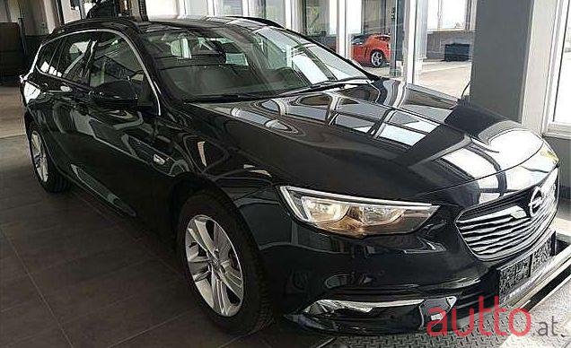2018' Opel Insignia photo #1