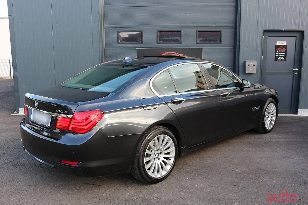 2010' BMW 7Er-Reihe photo #3