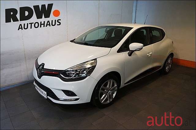 2017' Renault Clio photo #1