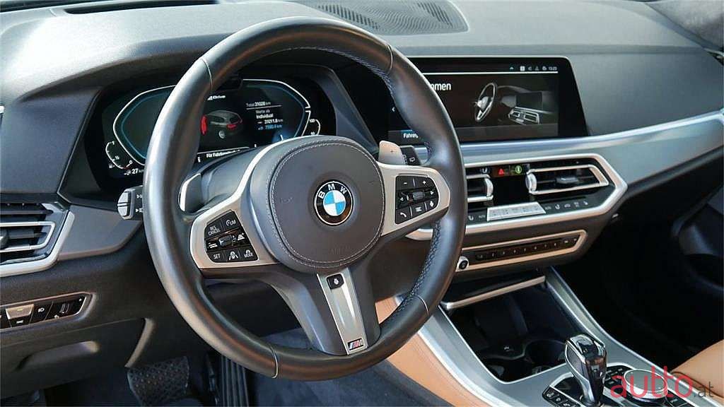 2021' BMW X5 photo #6