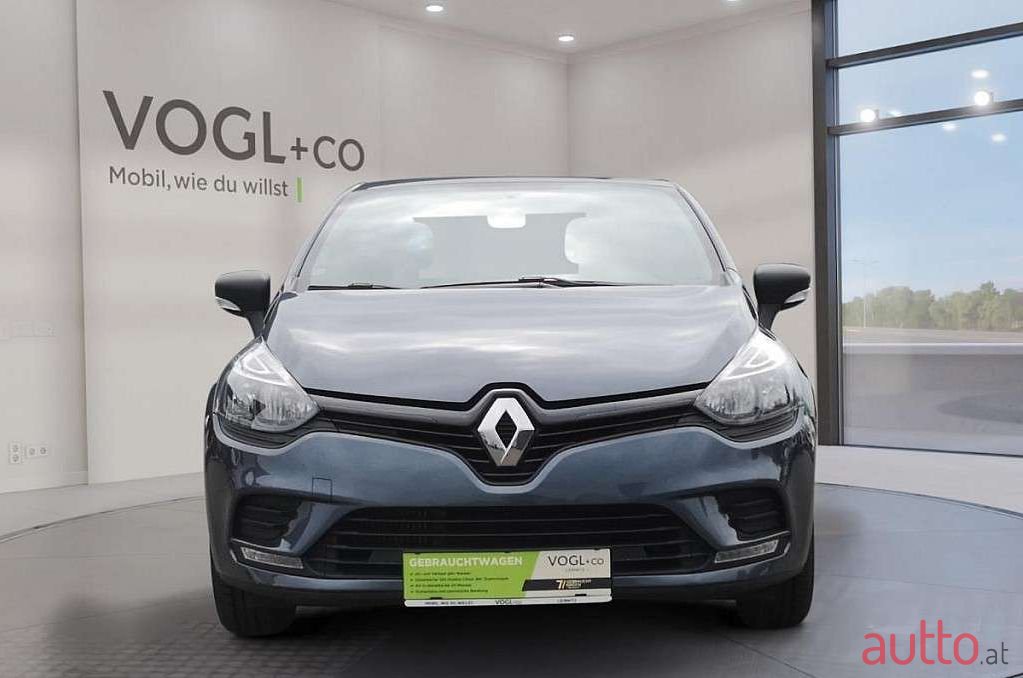 2018' Renault Clio photo #6