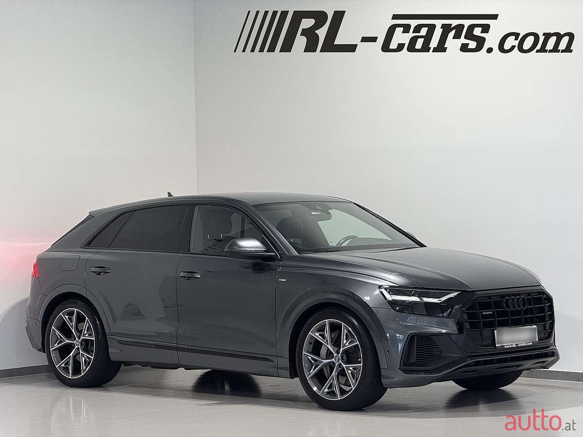 2021' Audi Q8 photo #1