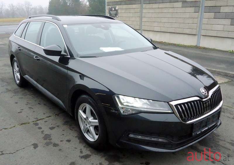 2023' Skoda Superb photo #4