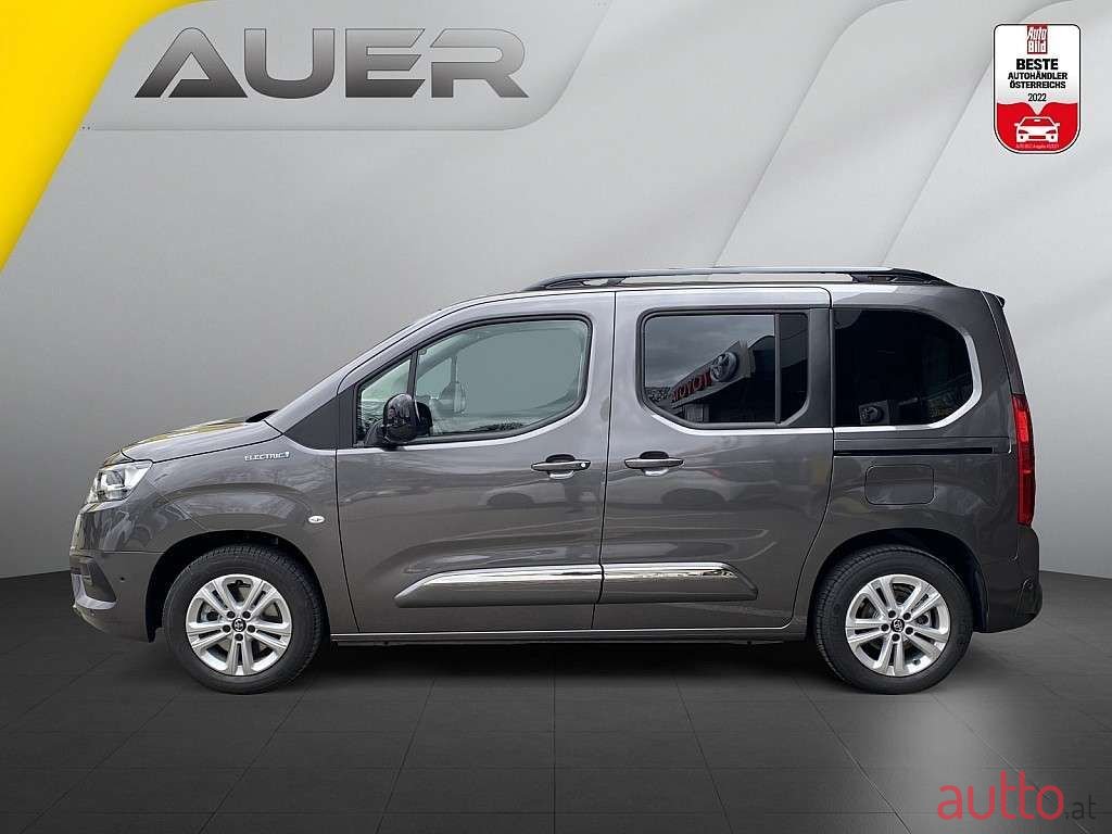 2023' Toyota ProAce photo #3