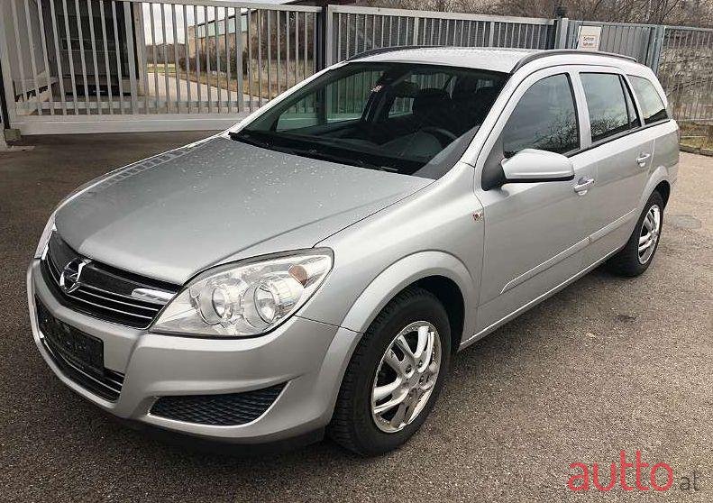 2007' Opel Astra photo #1