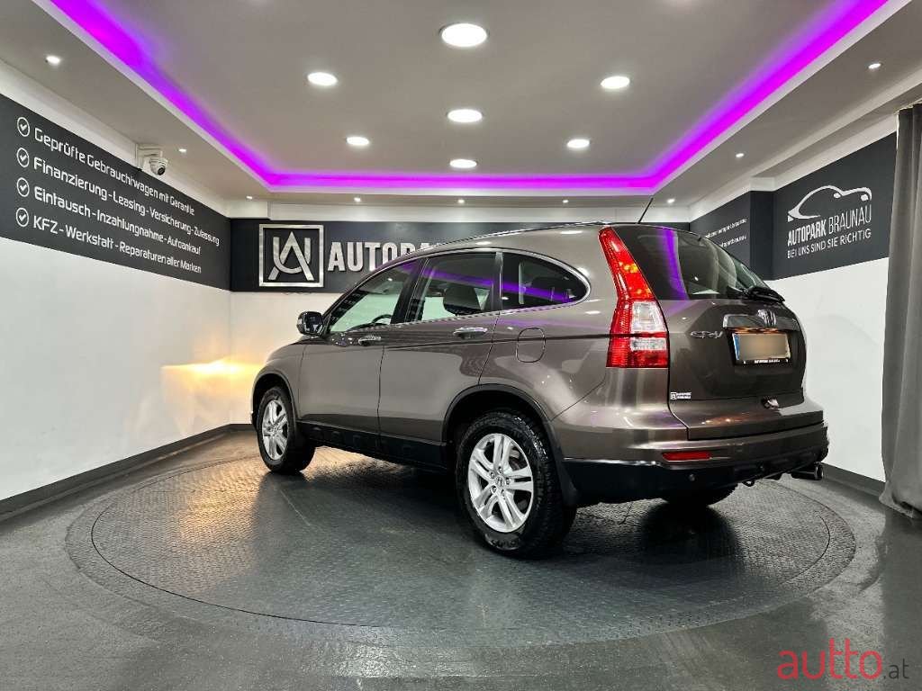 2010' Honda CR-V photo #4