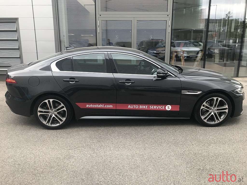 2024' Jaguar XE photo #3