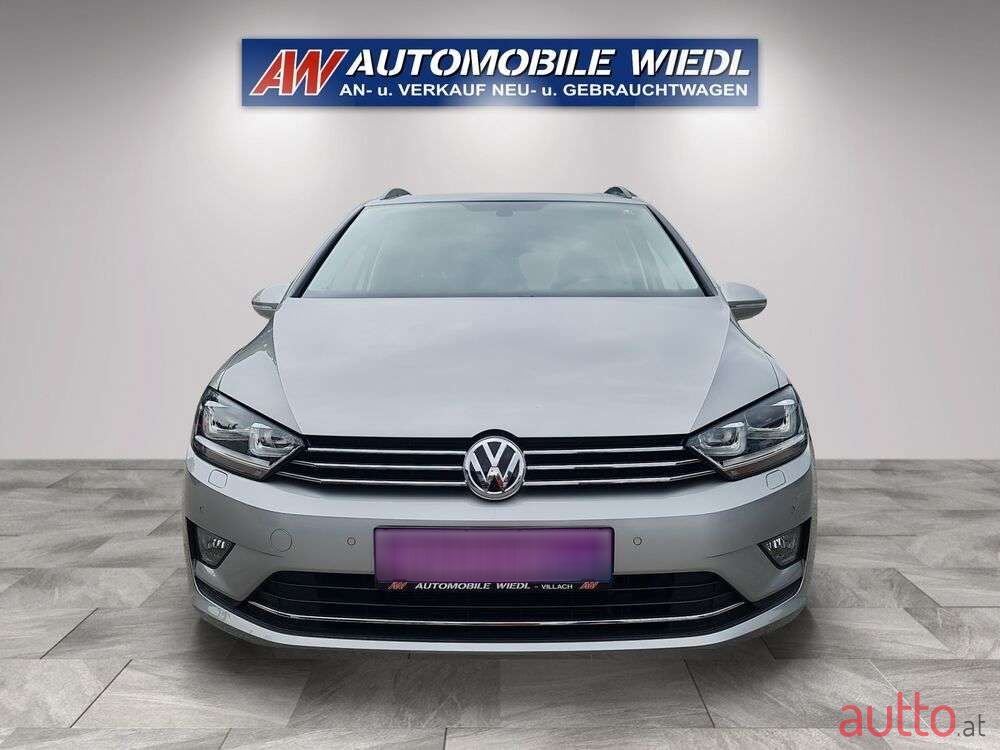 2014' Volkswagen Golf photo #2