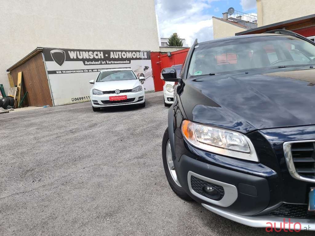 2009' Volvo XC70 photo #3