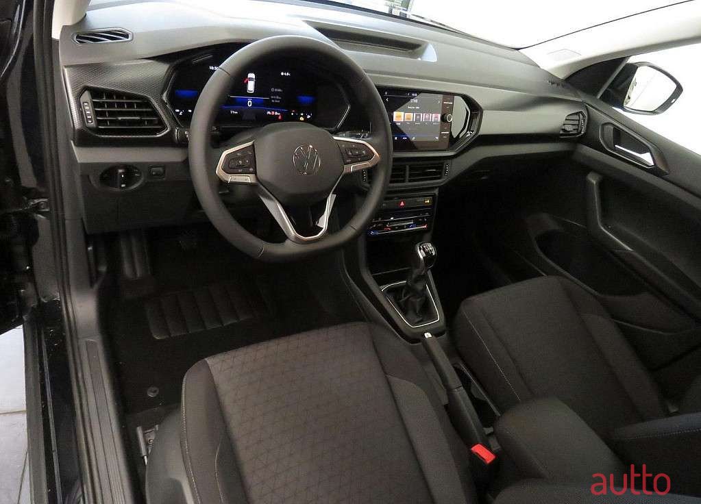 2023' Volkswagen T-Cross photo #4