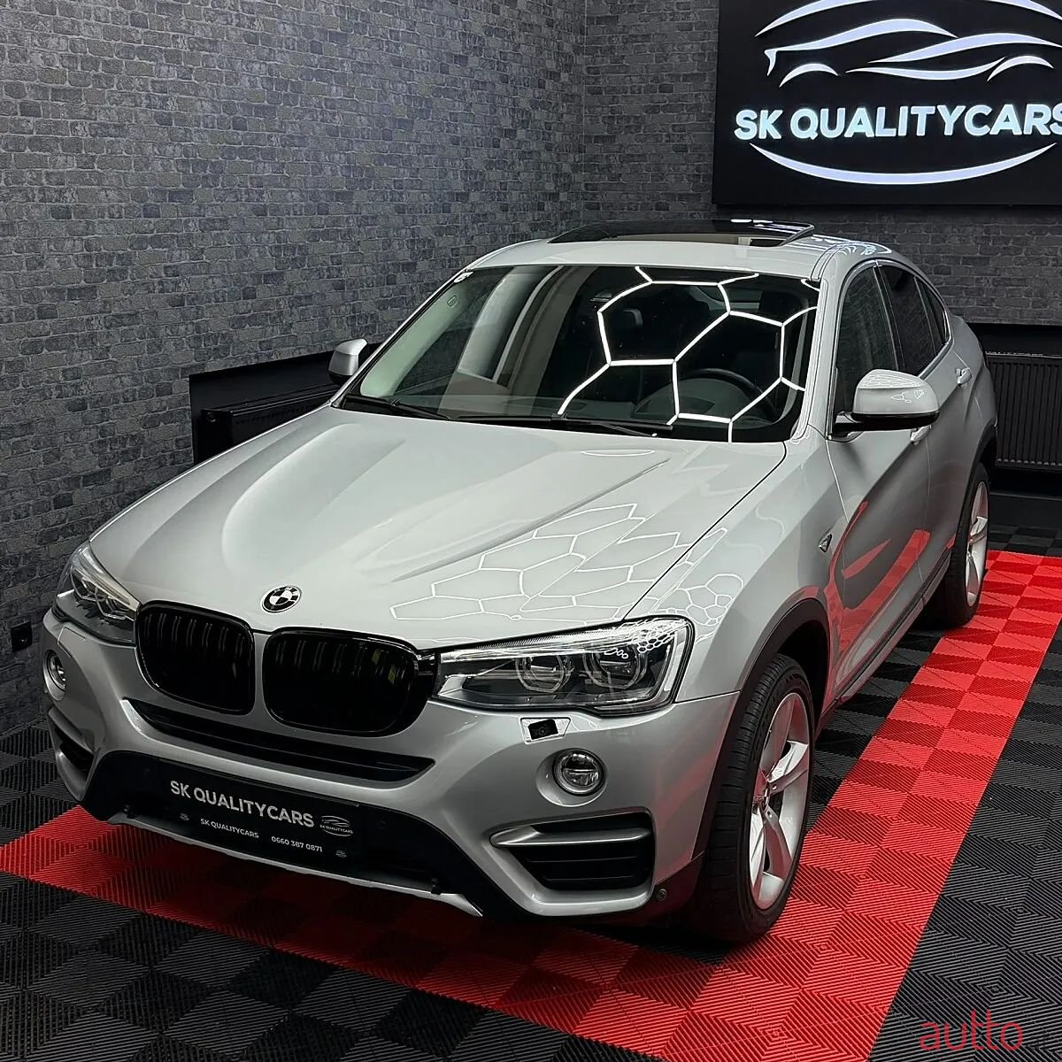 2017' BMW X4 photo #5