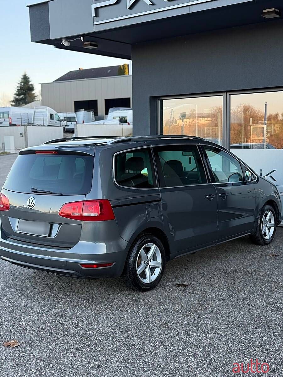 2013' Volkswagen Sharan photo #6