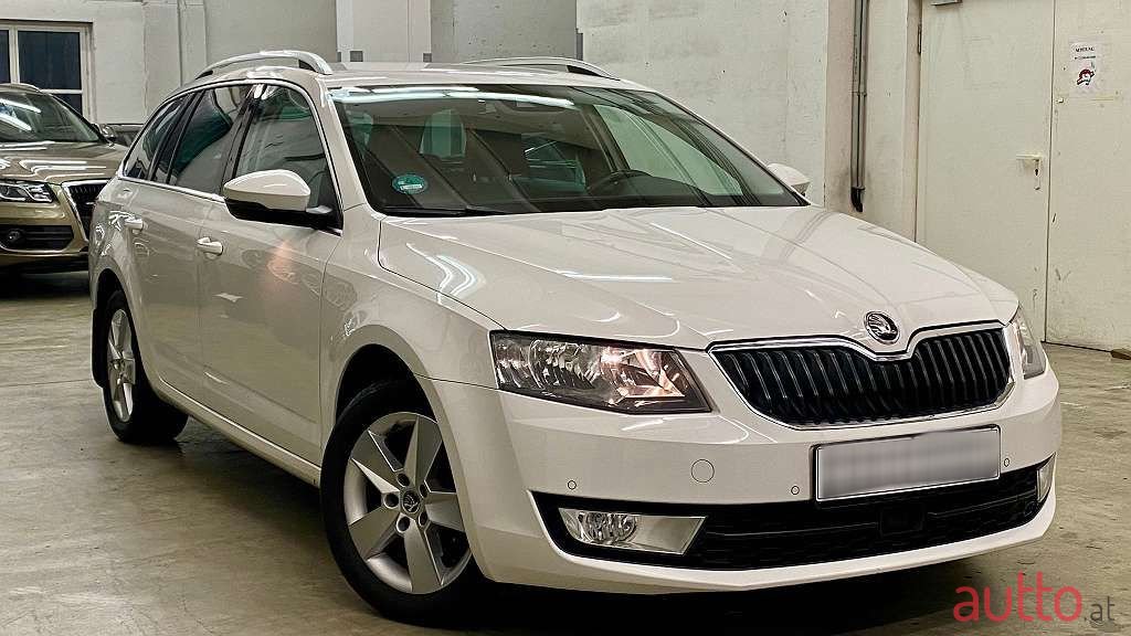 2014' Skoda Octavia photo #2