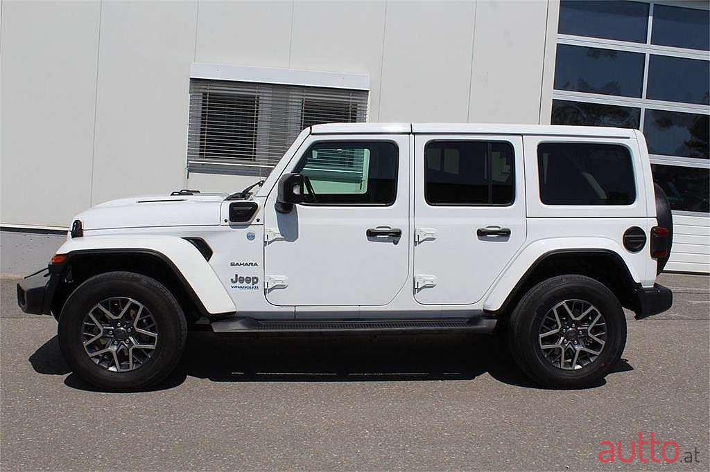 2021' Jeep Wrangler photo #4