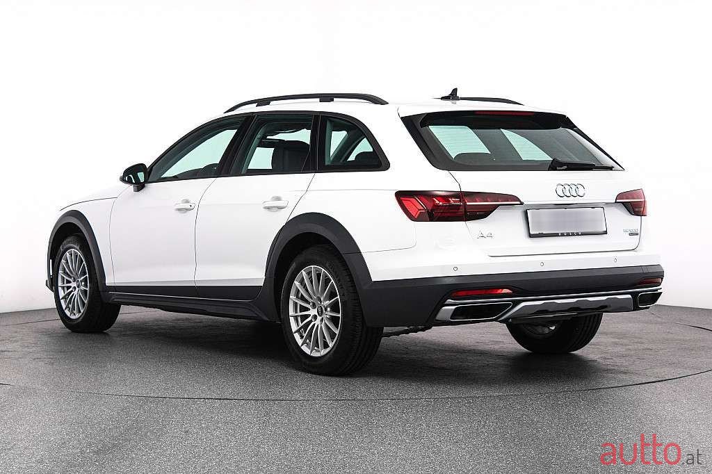 2023' Audi A4 Allroad photo #3