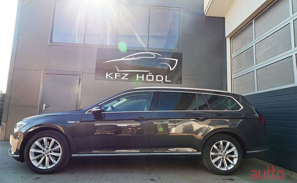 2018' Volkswagen Passat photo #5