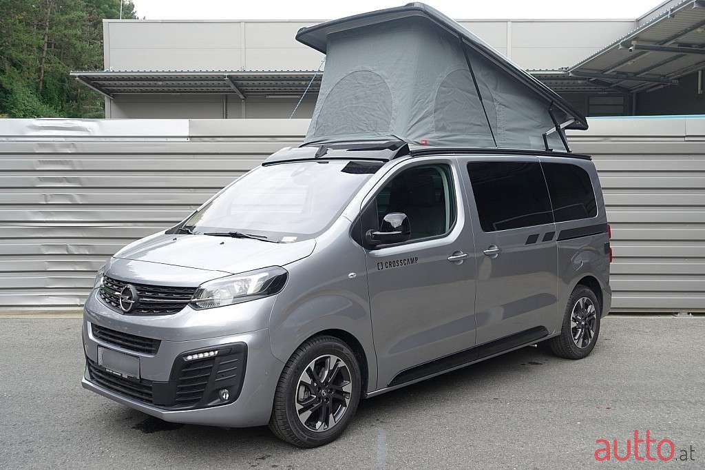 2023' Opel Zafira photo #2
