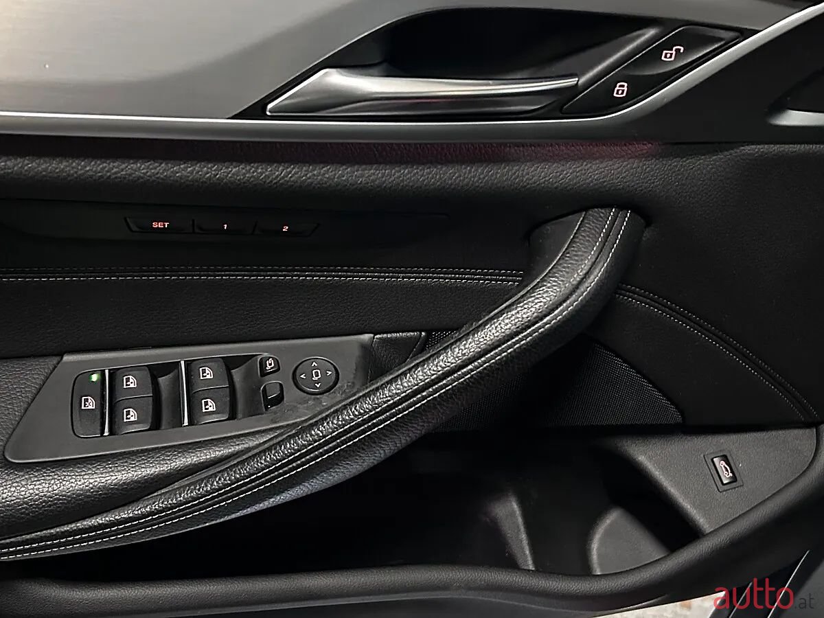 2017' BMW 5Er-Reihe photo #6
