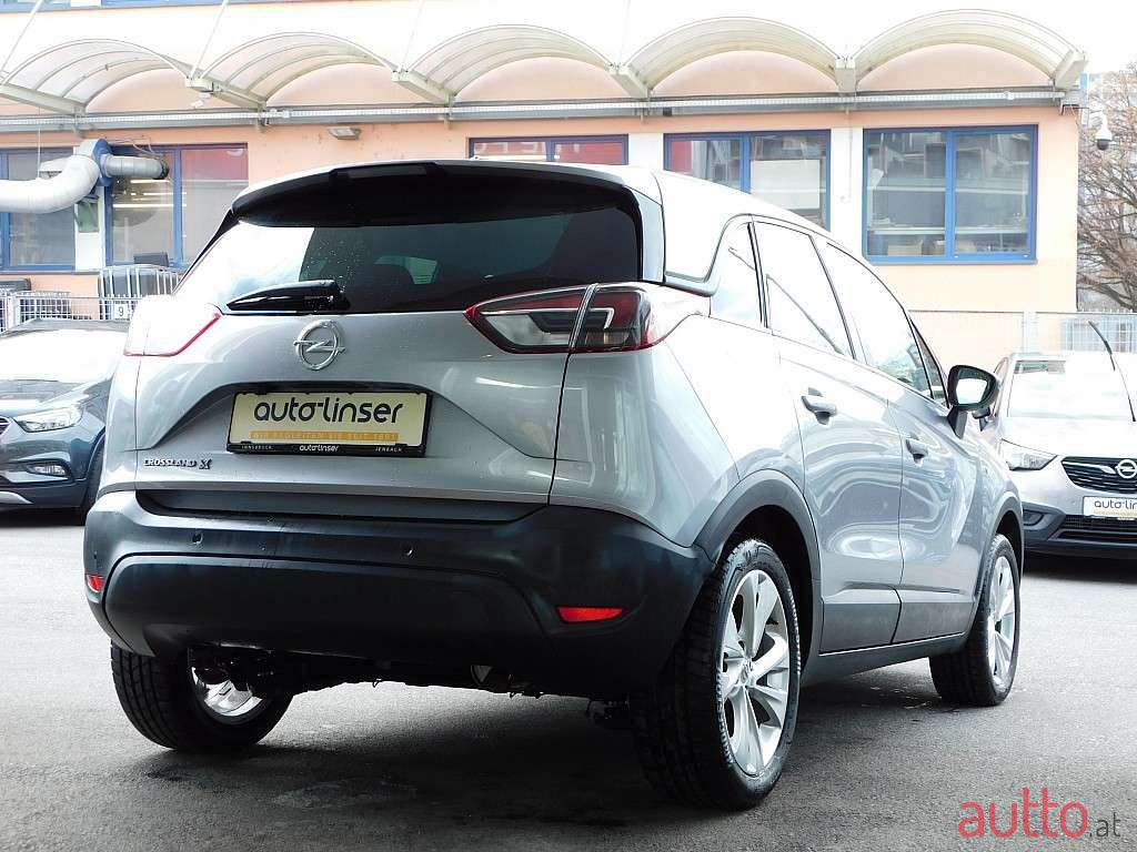 2020' Opel Crossland photo #5
