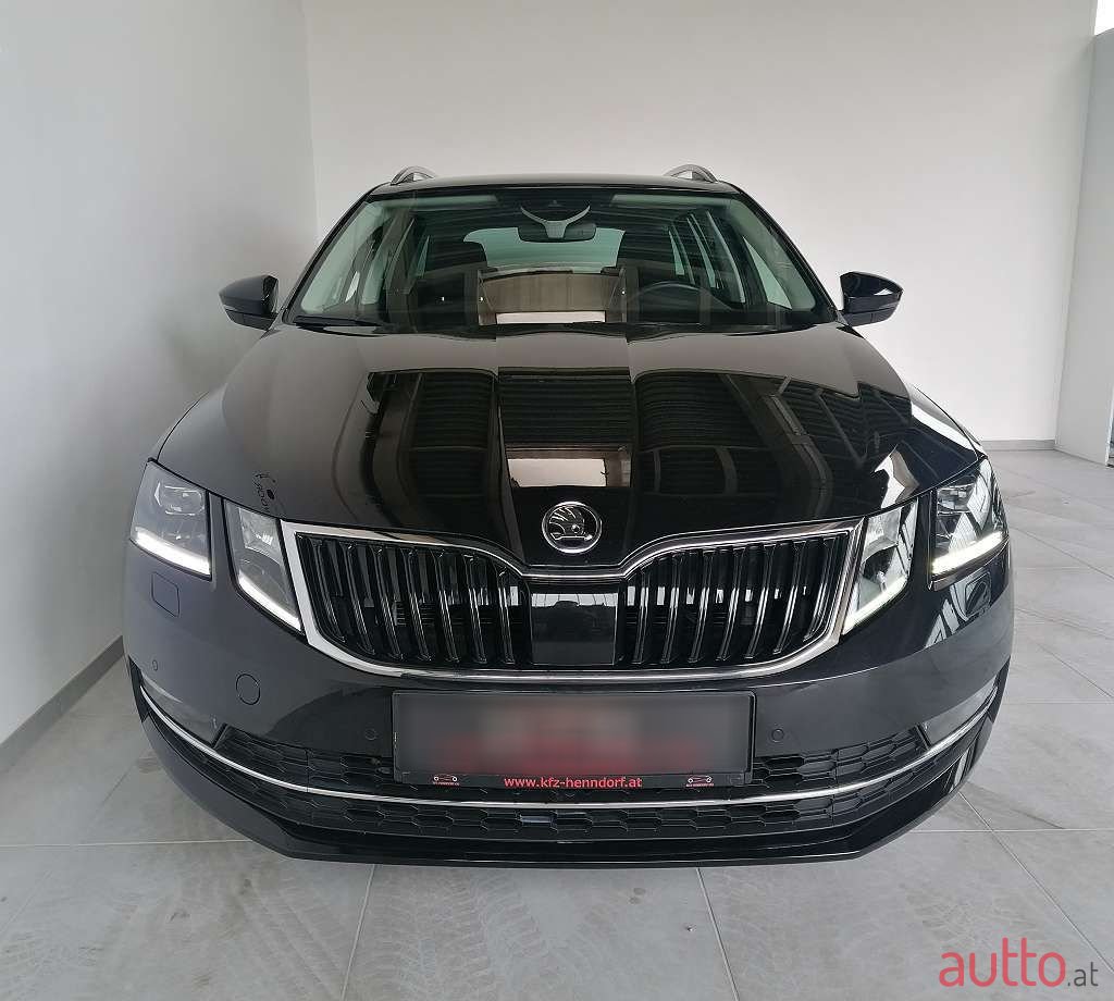2019' Skoda Octavia photo #2