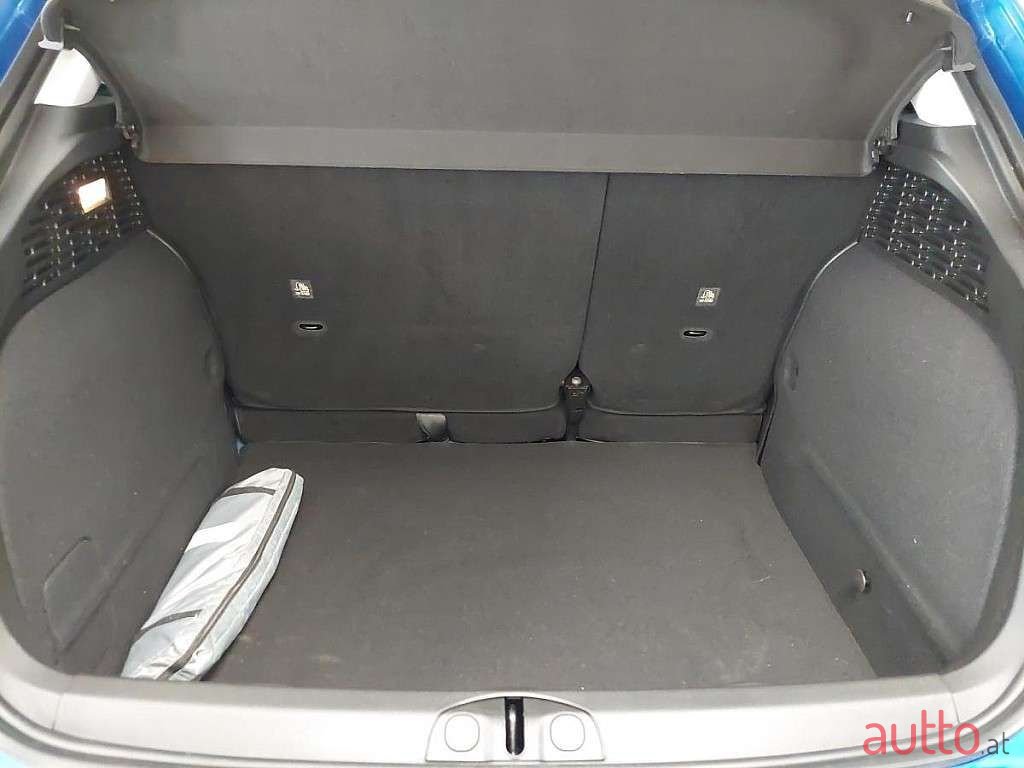 2024' Fiat 500X photo #3