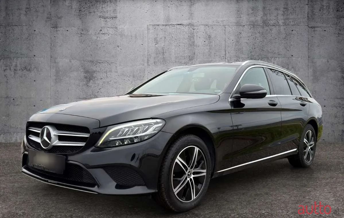 2019' Mercedes-Benz C-Klasse photo #2