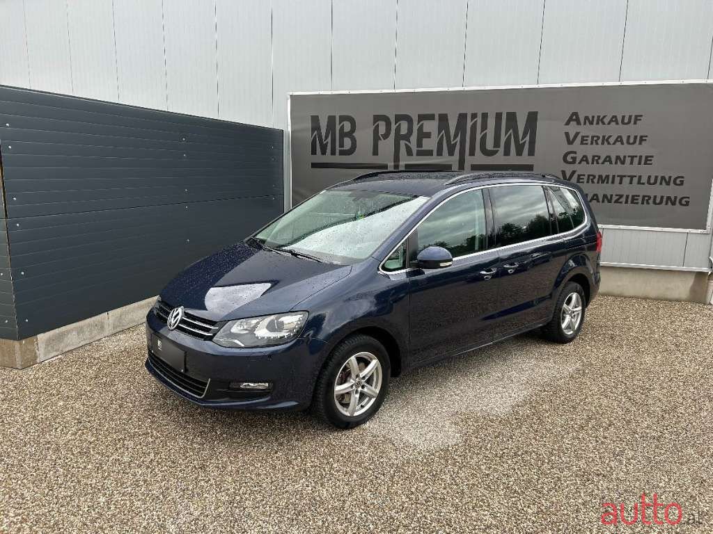 2014' Volkswagen Sharan photo #1