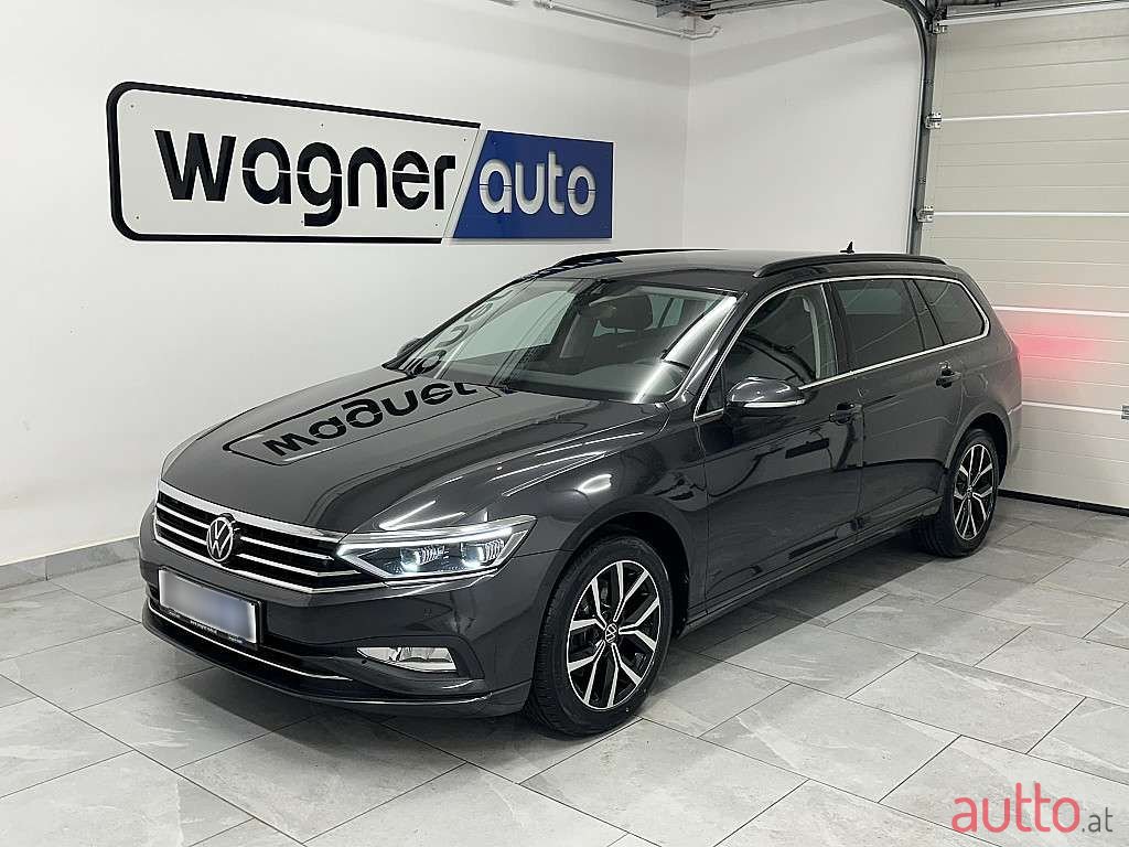 2021' Volkswagen Passat photo #2