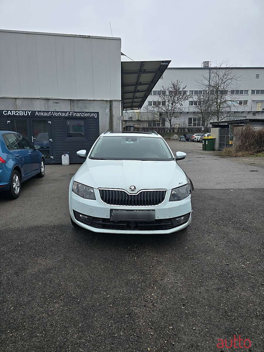 2016' Skoda Octavia photo #1