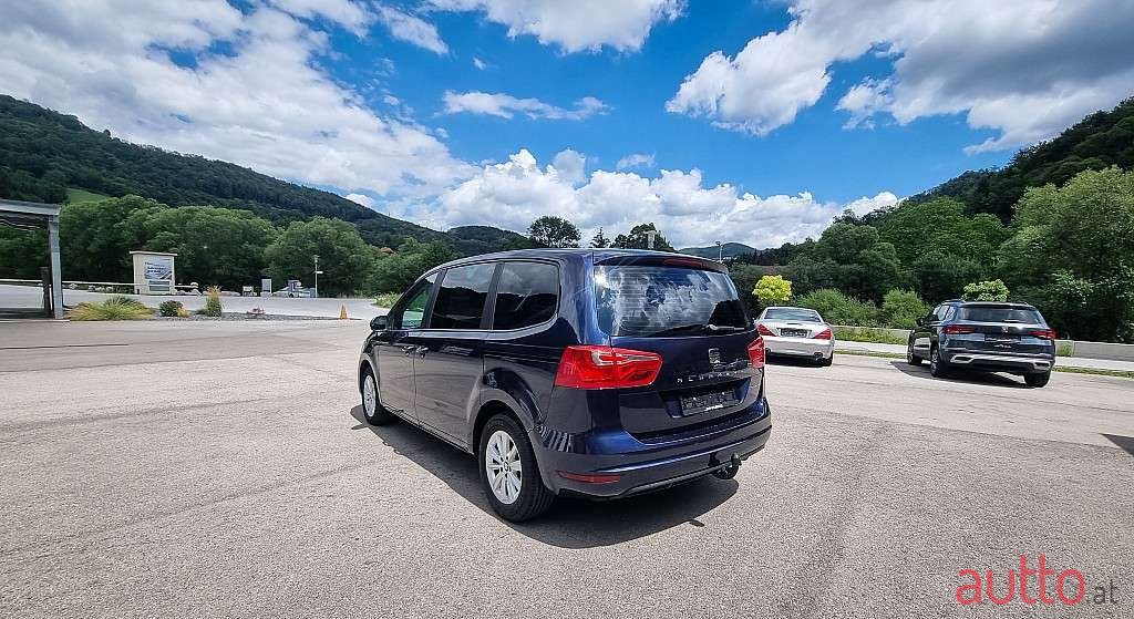 2015' SEAT Alhambra photo #4