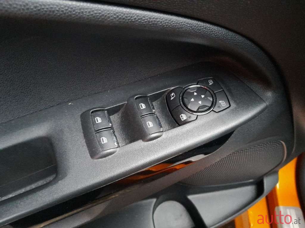 2018' Ford EcoSport photo #5