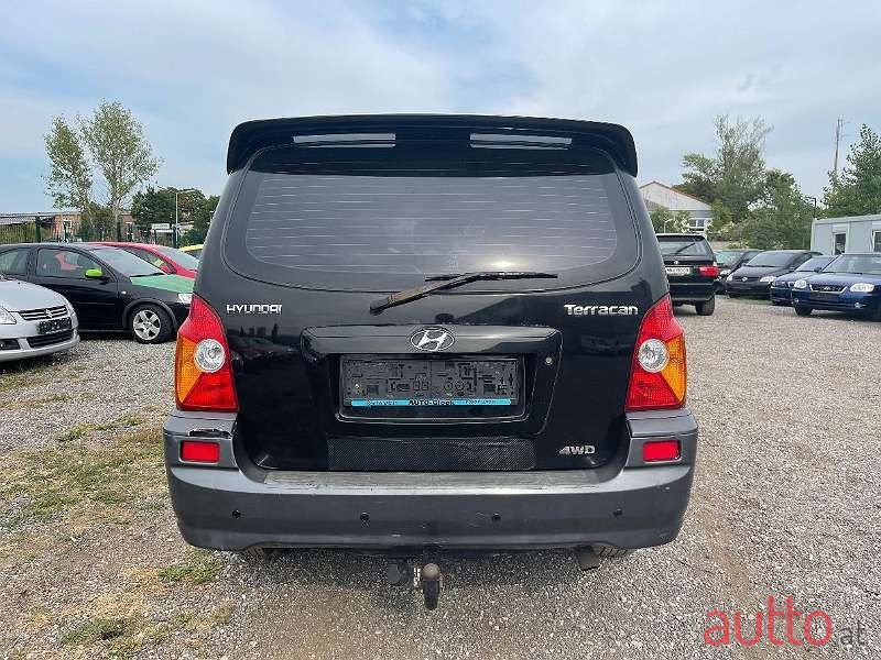 2003' Hyundai Terracan photo #5