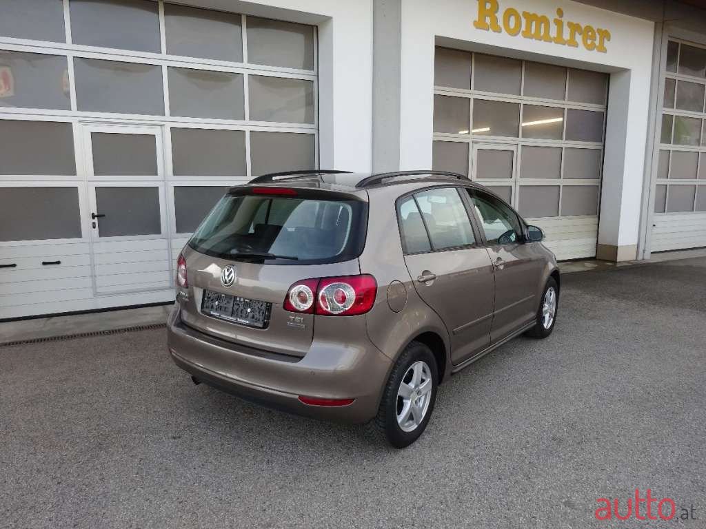 2014' Volkswagen Golf photo #4