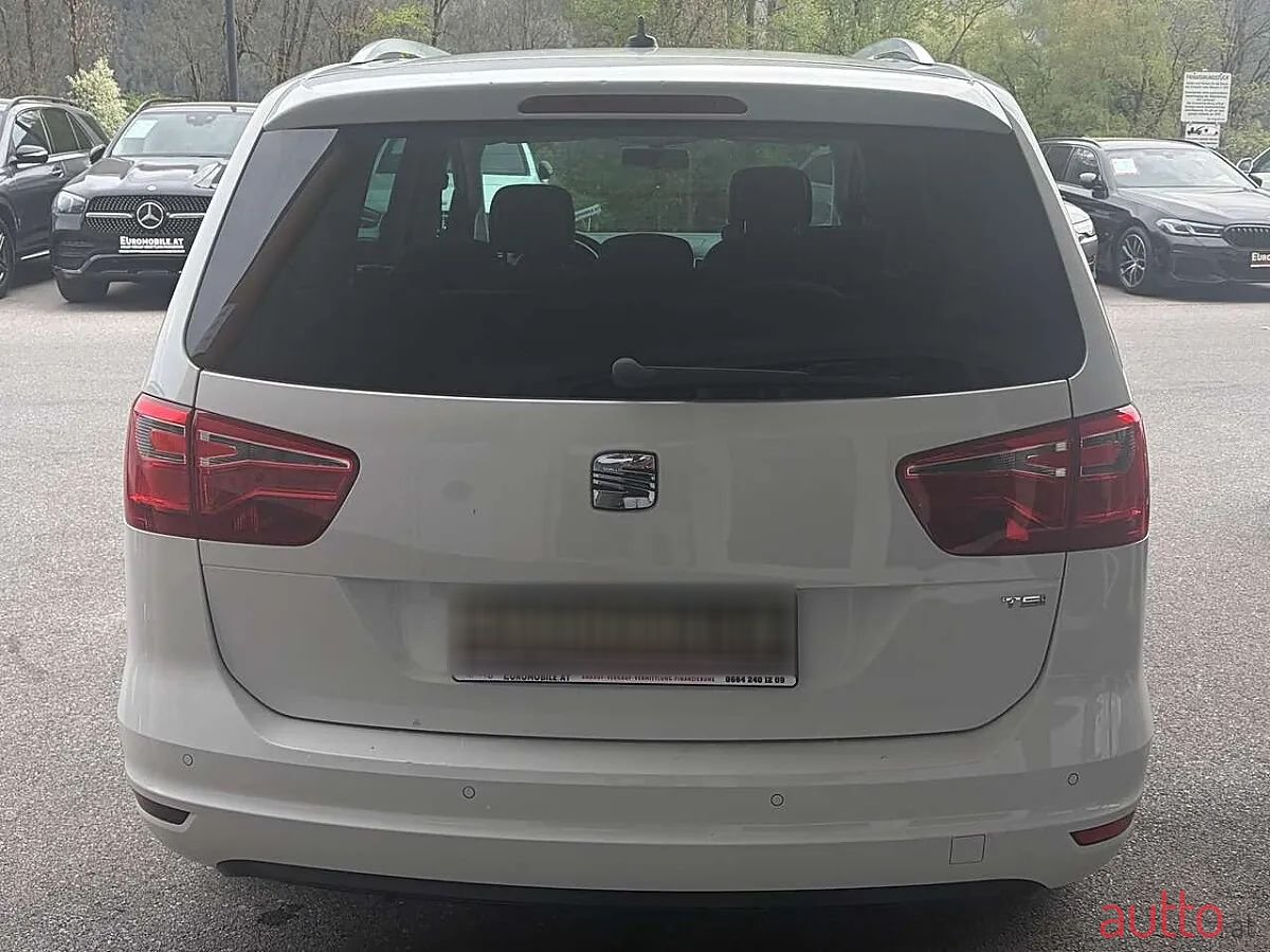 2014' SEAT Alhambra photo #6