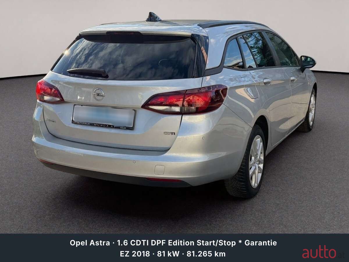 2018' Opel Astra photo #4