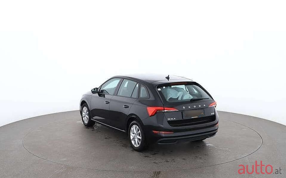 2020' Skoda Scala photo #4