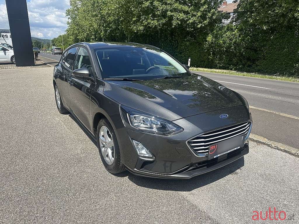2021' Ford Focus photo #2
